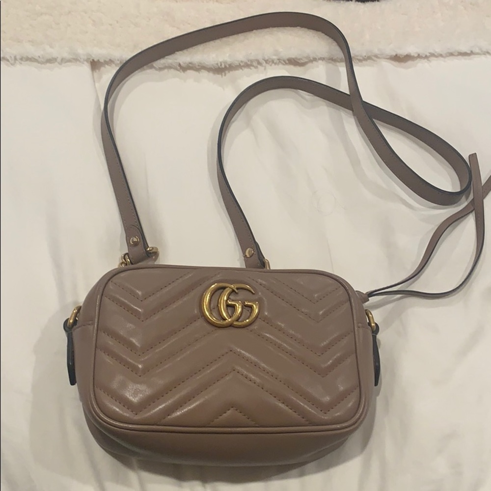 Nude Gucci camera bag GC Marmont